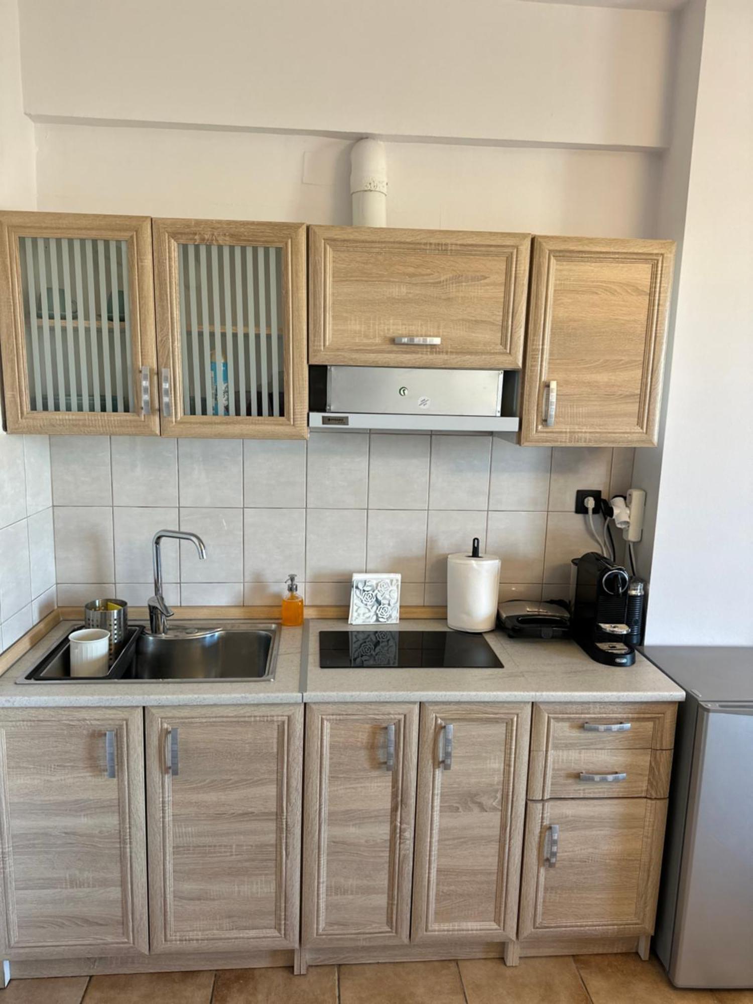 Νεάπολη Apartment Larissa Exterior photo